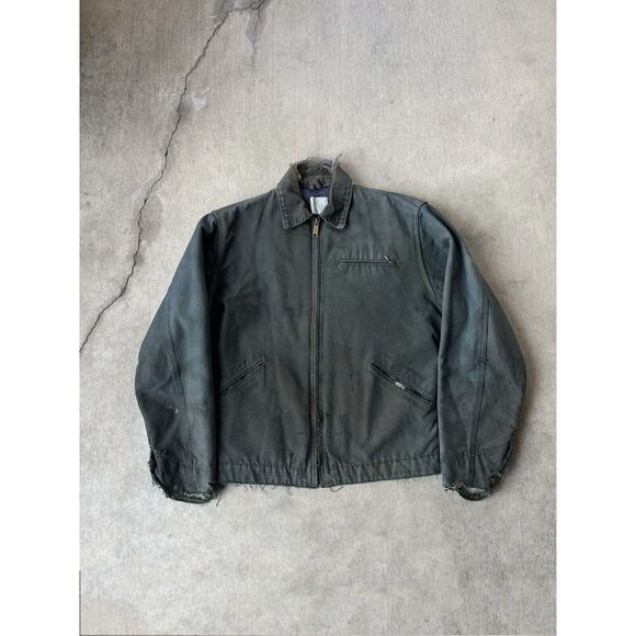 carhartt detroit jacket sizing